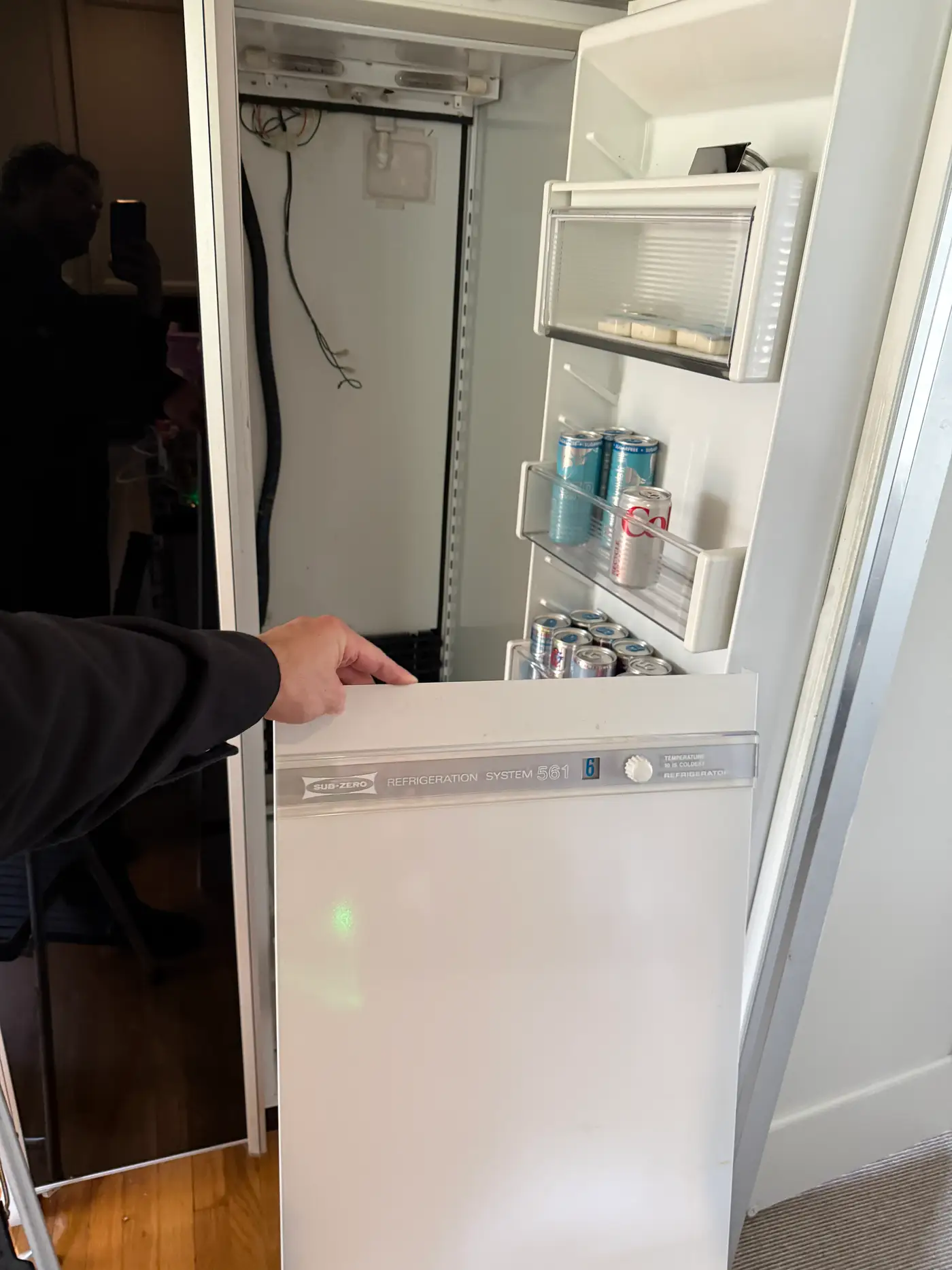 Sub-Zero 561 refrigeration system label on a 500-series built-in refrigerator